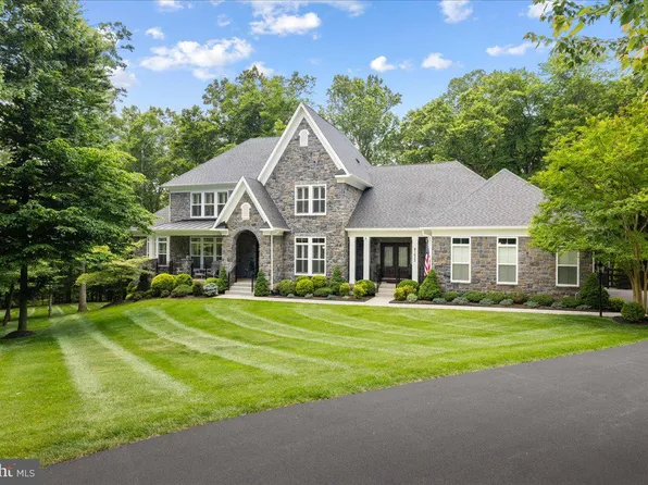 41633 Catoctin Springs Ct, Leesburg, VA 20176