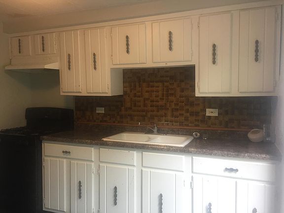3rd image of 2002 Berkshire Cir Unit D