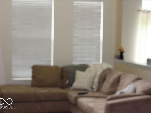 5th image of 5664 Polk Dr