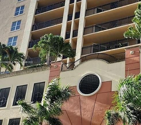 4th image of 357 Almeria Ave APT 601