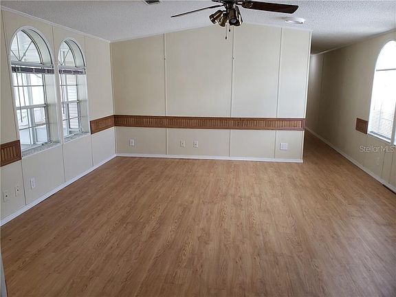 5th image of 2050 Lake Linda Cir