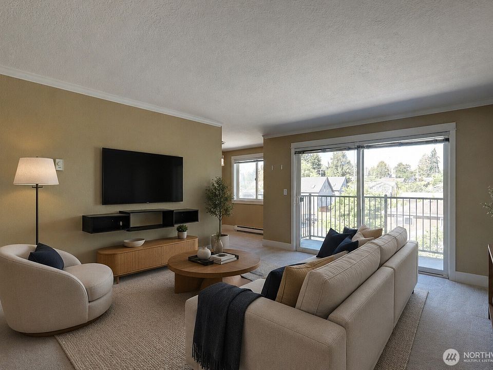 1st image of 939 N 101st Street #302