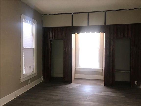 3rd image of 2316 Nowland Ave