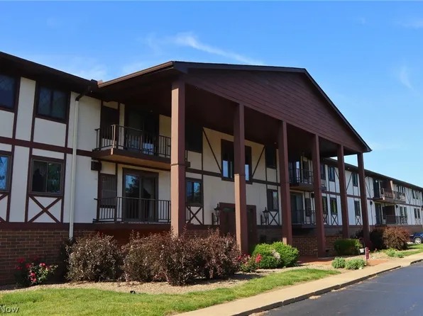 4849 Grace Rd, North Olmsted, OH 44070