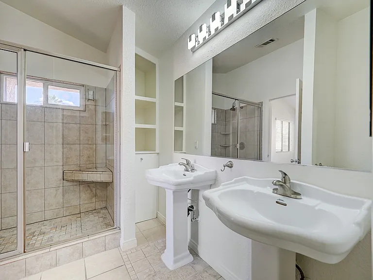 2702 Lovington Dr — Photo 29