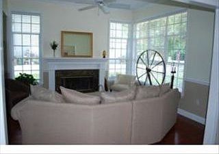 3rd image of 4067 Mallard Dr