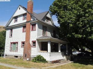 512 S Lake St, Colfax, WA 99111