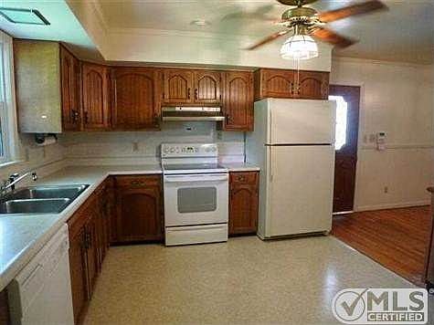 4th image of 2101 Lee Ave