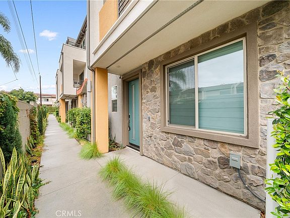 2nd image of 225 Scratch Rd