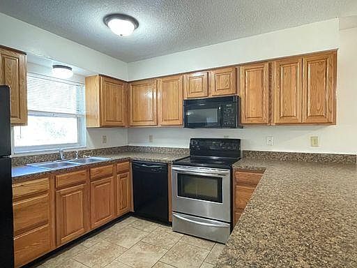 1st image of 11272 Colinward Ave