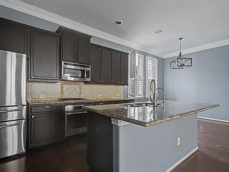 6363 Fairdale Ln #H — Photo 34