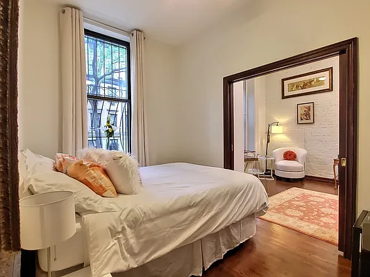 Sold by Real Broker NY LLC | media 10