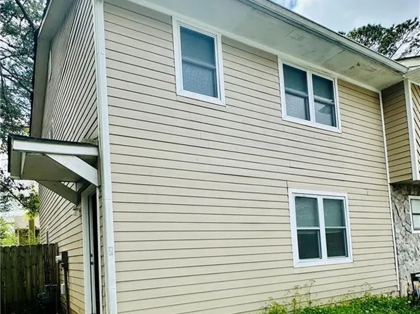 1258 Creekside Ct SE, Smyrna, GA 30080