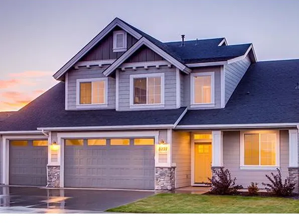 3448 Ile De France St #7171, Fort Wainwright, AK 99703