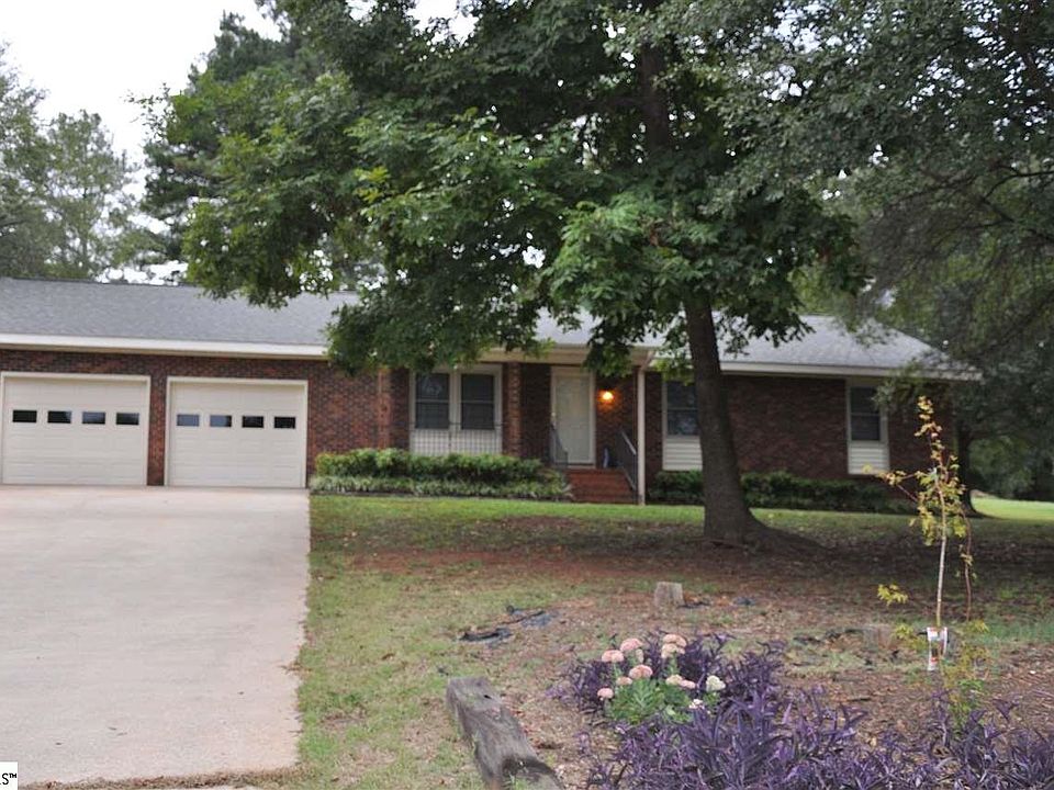 1st image of 107 Loraine Dr