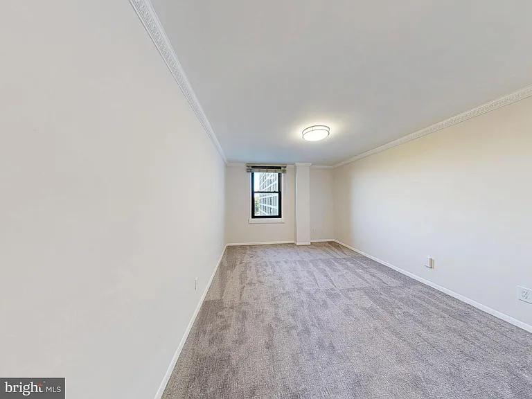 4600 Duke St #701 — Photo 19