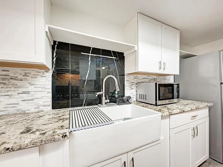 7917 Parliament Pl — Photo 16