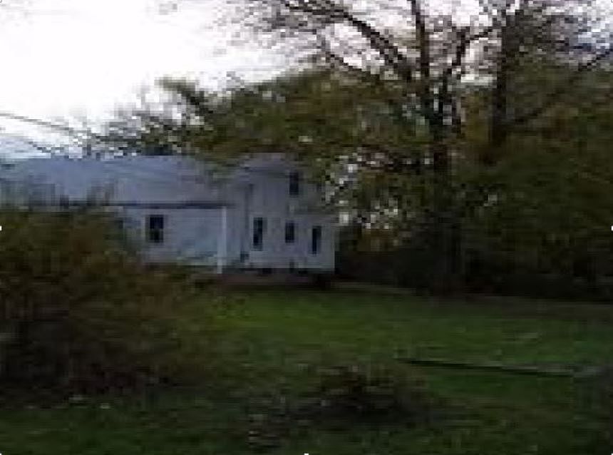 2nd image of 127 Birch St