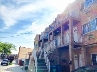 5826 79th Ave, Ridgewood, NY 11385