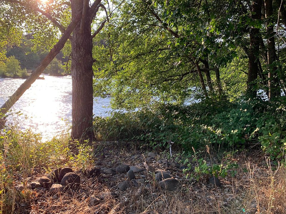 1st image of 175 Edgewood Park Dr