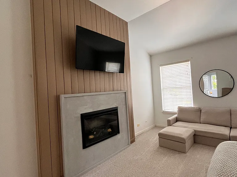 579 Windett Ln — Photo 10