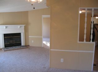 60 Helms Dr, Webb, AL 36376