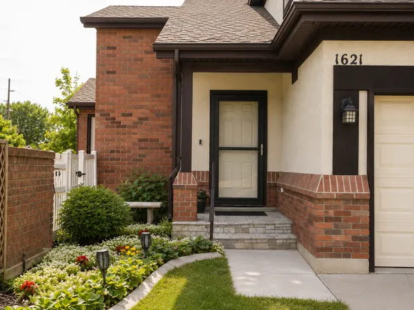 1621 N Pages Place Dr, Bountiful, UT 84010