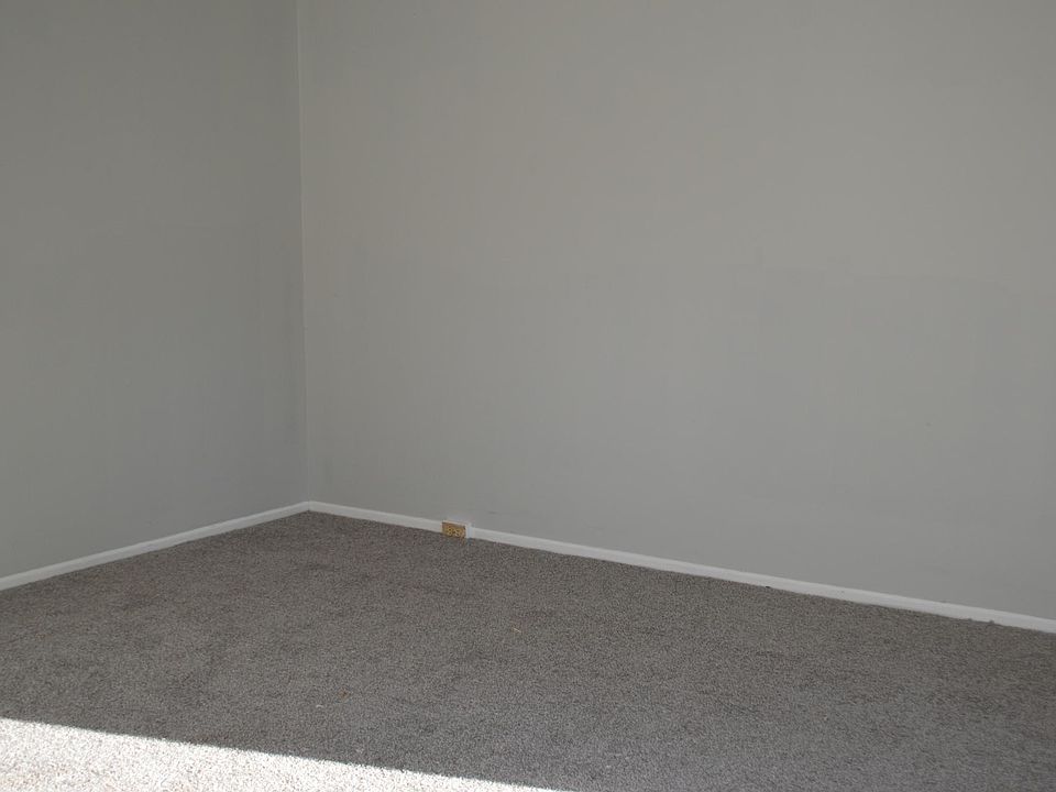 2nd image of 136 Carnival Dr