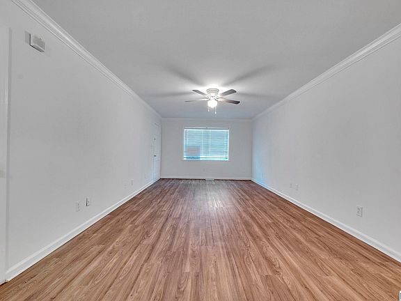 5th image of 859 Vestavia Villa Ct APT B