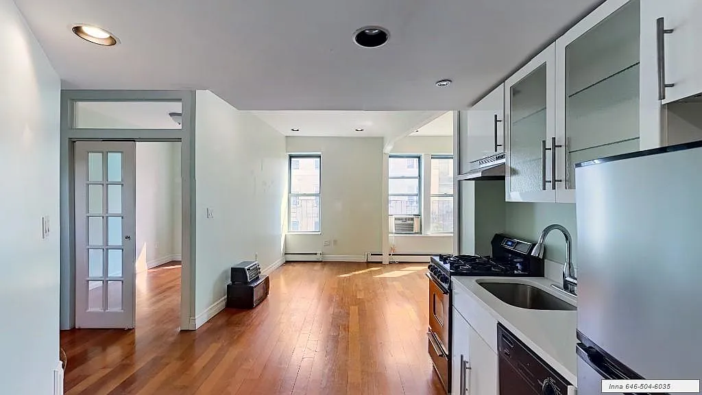 69 West 107th Street — Photo 2