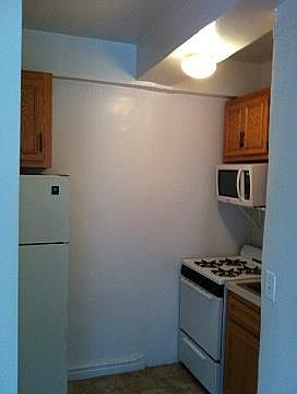 2nd image of 433 W 34th St APT 4B