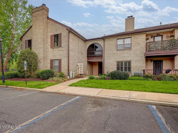 906 Wellington Place, Matawan, NJ 07747