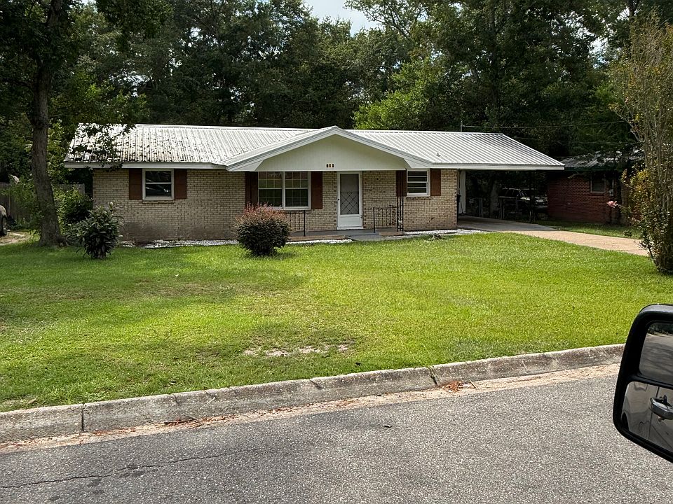 1st image of 812 Memphis St
