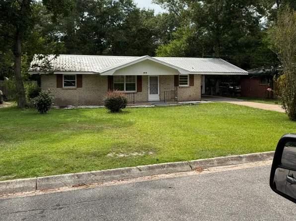 812 Memphis St, Dothan, AL 36301