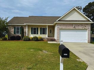 3505 Hillcrest Dr, Lumberton, NC 28358