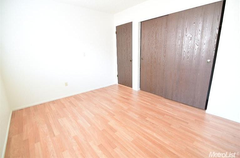 1st image of 5435 Village Wood Dr