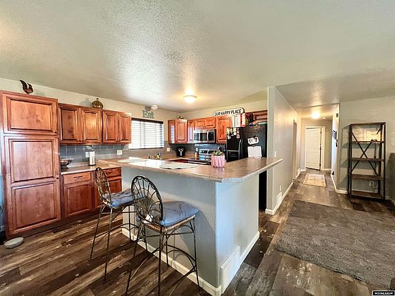 2nd image of 2123 Omaha Trail