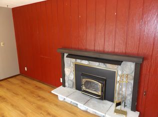 395 Frances St, Menasha, WI 54952