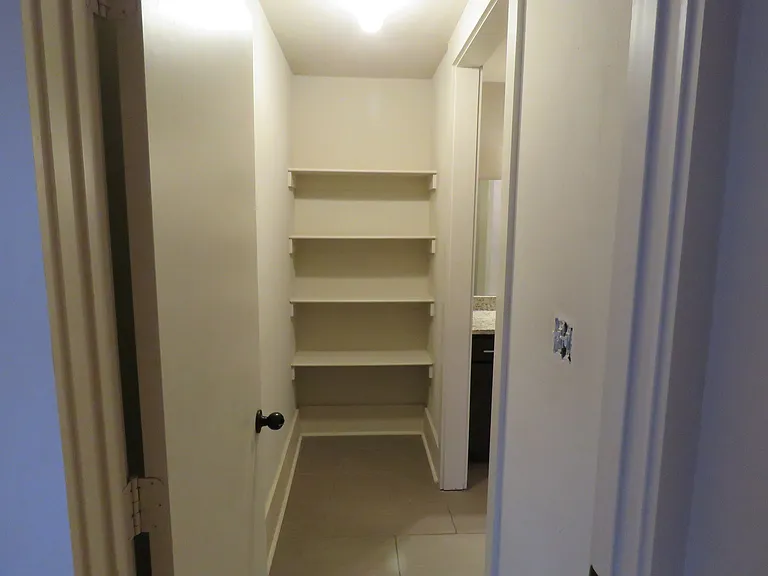 519 E Capitol Ave #2C — Photo 30