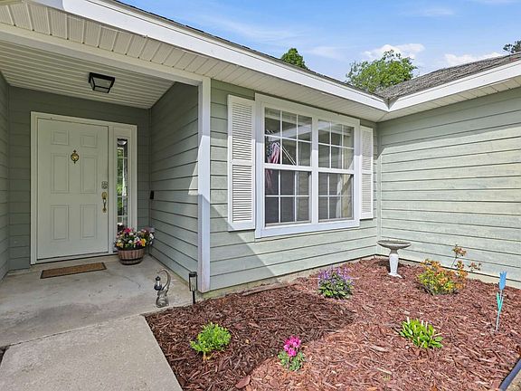 2nd image of 174 NW Katelyn Way