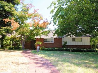6740 Lakeview Dr, Carmichael, CA