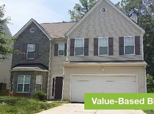 5502 Freestone Dr, Charlotte, NC 28216