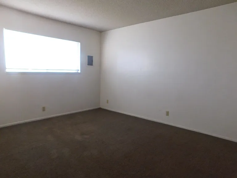 228 S Gemstone St — Photo 8