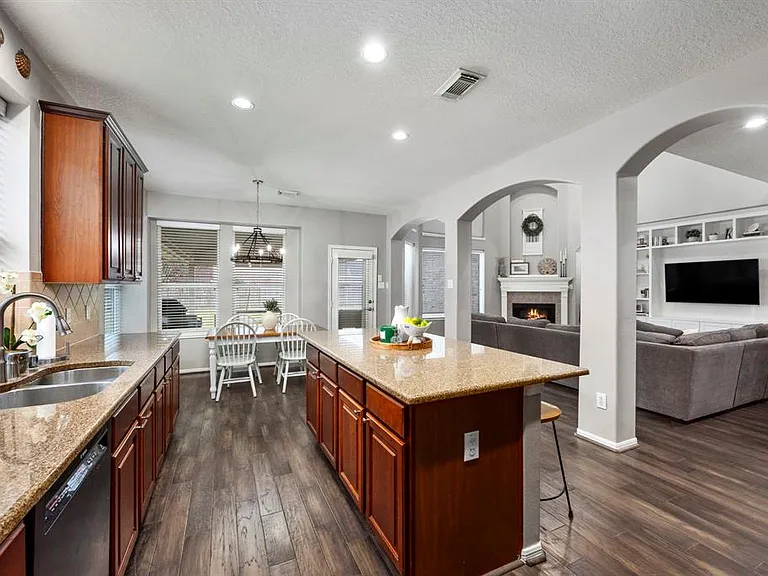 10822 Cornwall Ln — Photo 19