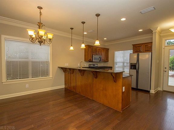 2nd image of 30922 Pine Ct