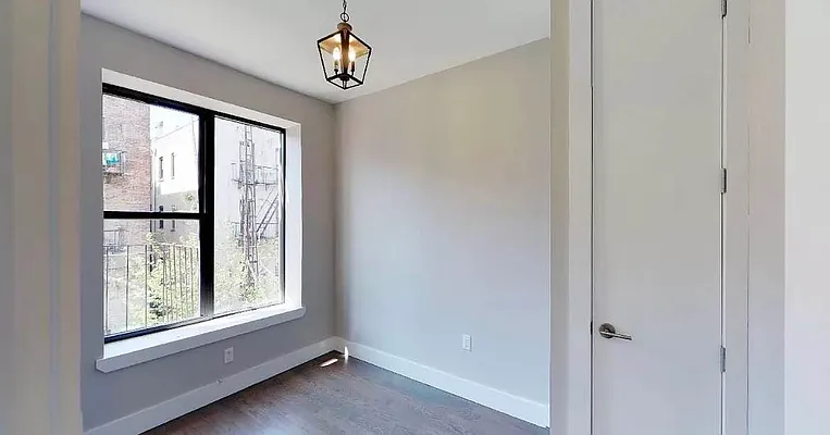 Rented by Reavis | media 6