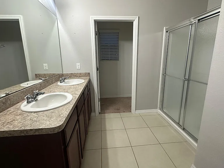 881 Lake Cummings Blvd — Photo 15