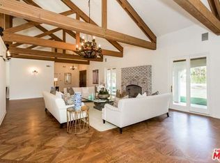 17400 Parthenia St, Northridge, CA 91325