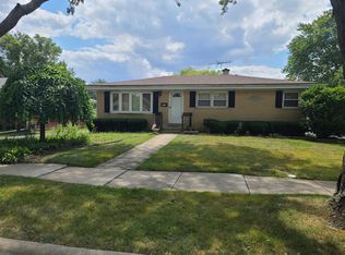 717 W Ronald Dr, Addison, IL 60101