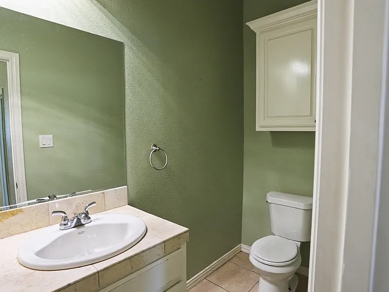 234 Bayne Rd #B — Photo 7
